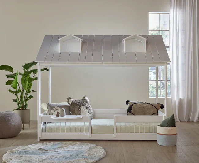 Letto a casetta montessoriano